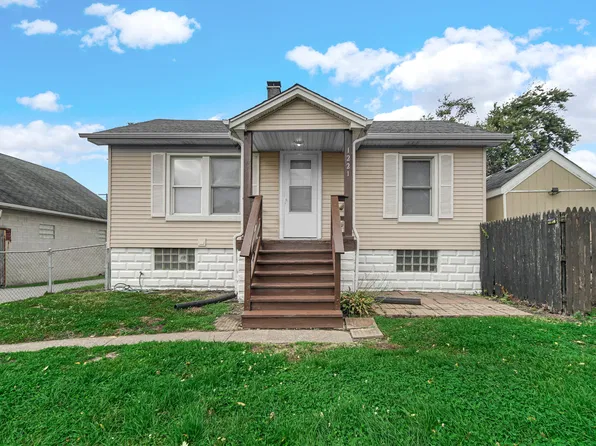 1221 169th St, Hammond, IN 46324