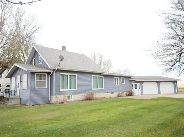 106 Galchutt St, Galchutt, ND 58075
