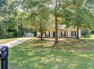 414 Hampton Green Dr, Lagrange, GA 30240