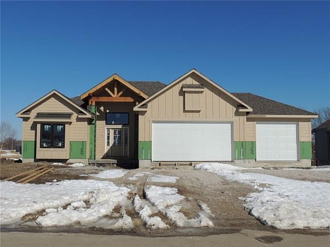 1st image of 4457 Aspen Dr
