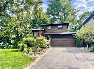 23 Pomander Rd, Markham, ON L3R 1X5