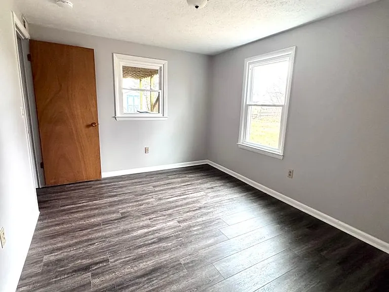 270 Bowman Rd — Photo 9