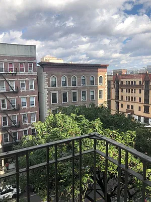 Rented by Living New York | media 17