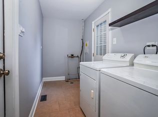 382 Hilton Dr, Glendale Heights, IL