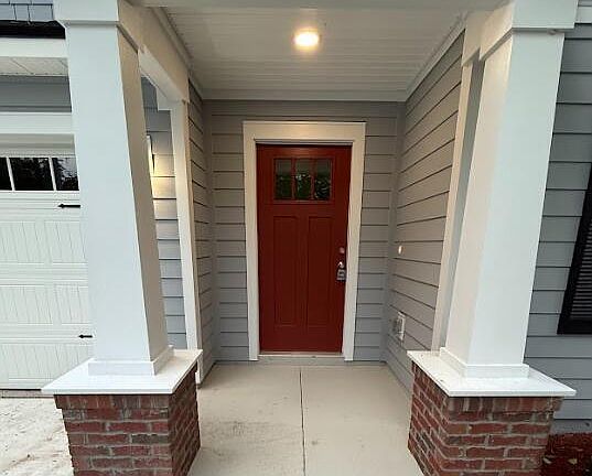 2nd image of 3021 GILMORE Street