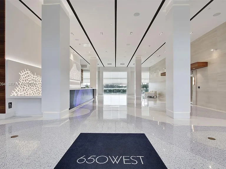 650 West Ave #908 — Photo 42