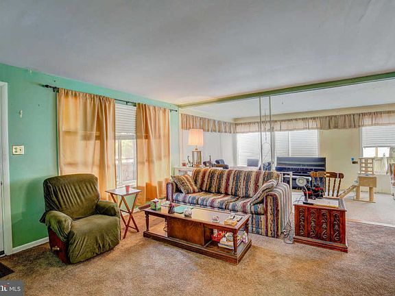 5th image of 3544 Rockway Ave