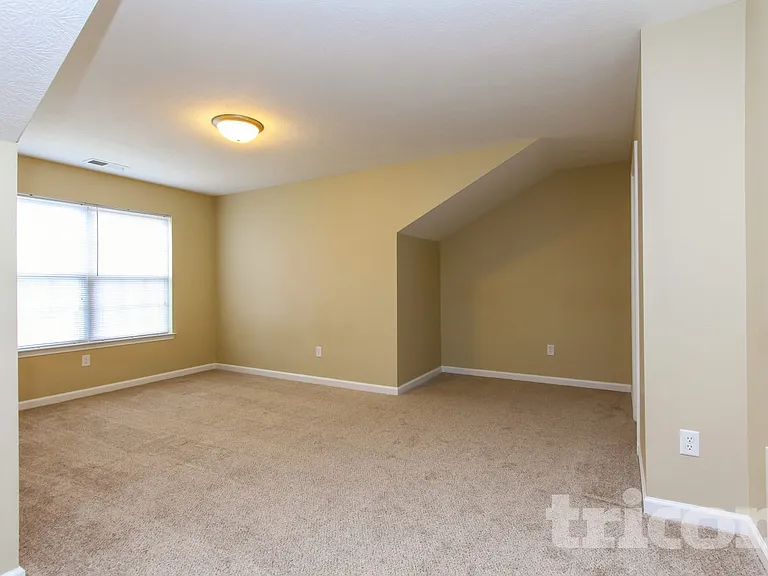 5609 Lipizzan Ln — Photo 8