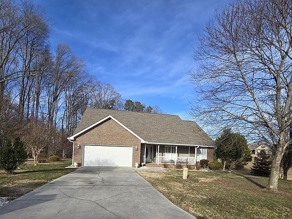 2nd image of 112 Brooklyn Cir