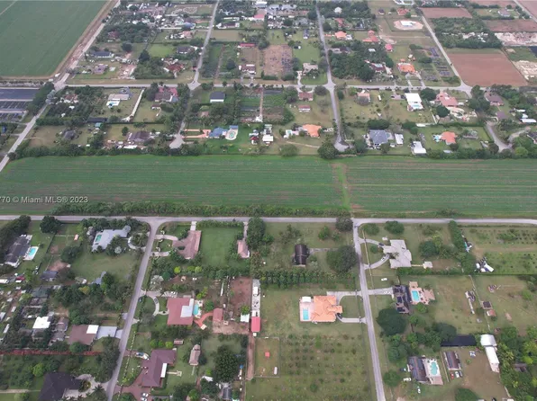 24280 SW 209th Pl, Homestead, FL 33031