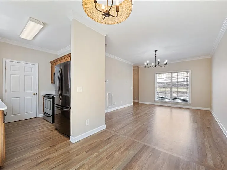 2271 Dewey Dr #J2 — Photo 21
