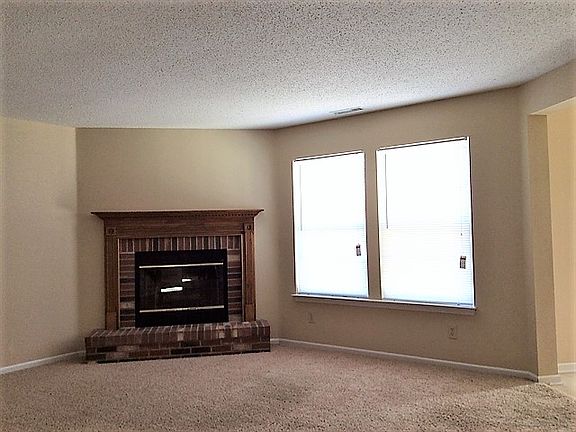 4th image of 2370 Amberleigh Dr