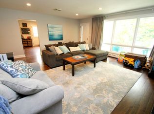 561 Mountain Ave, Springfield, NJ 07081