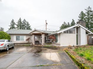 30 NE 125th Pl, Portland, OR 97230