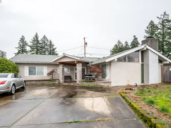 30 NE 125th Pl, Portland, OR 97230