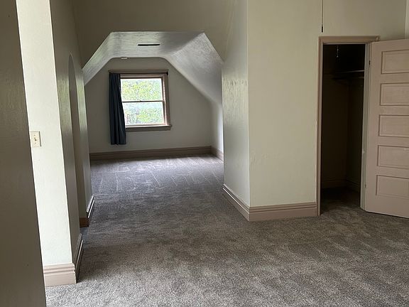 4th image of 1826 D St #4