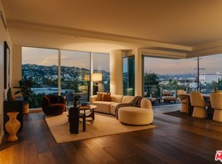 9000 W 3rd St #403, Los Angeles, CA 90048