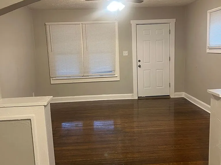 710 N Grant Ave — Photo 6