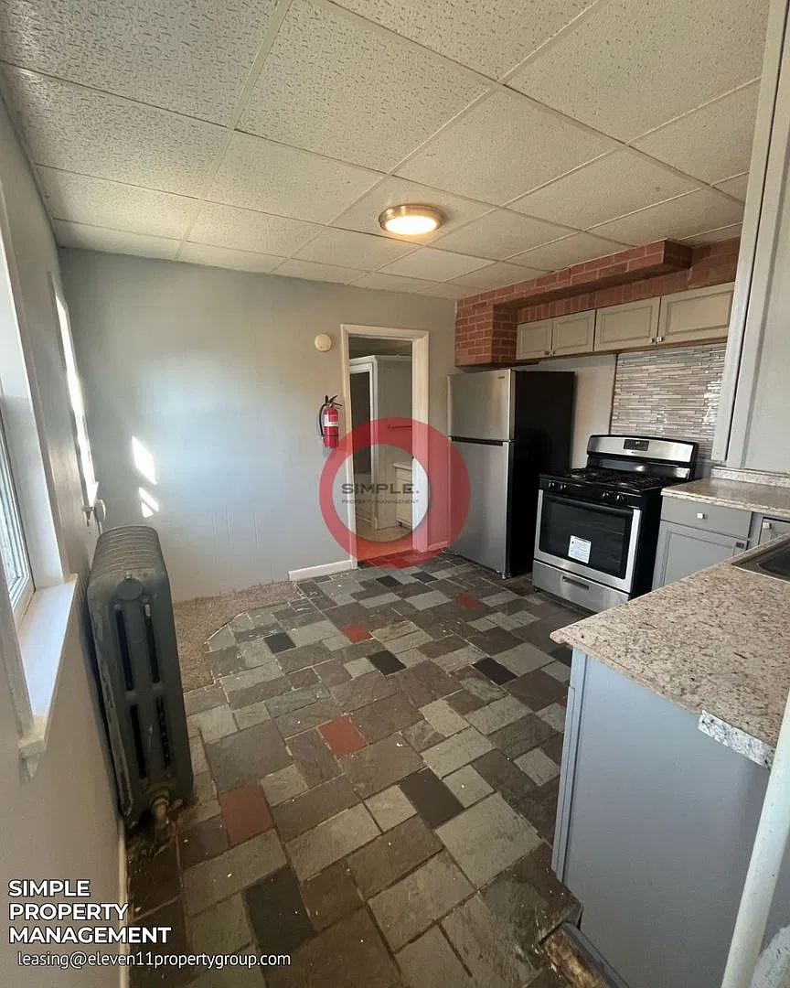 1401 Muhlenberg Street — Photo 2