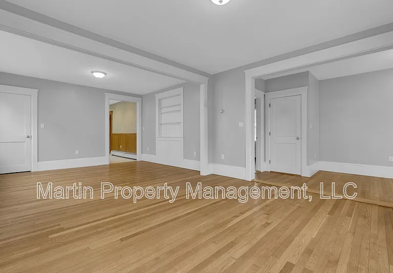 6 Stirling St #1 — Photo 4