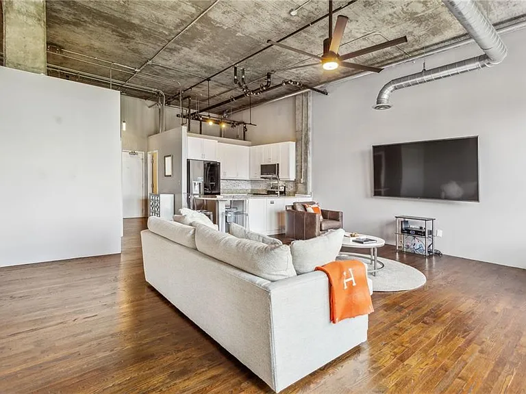 3235 Roswell Rd NE #821 — Photo 5