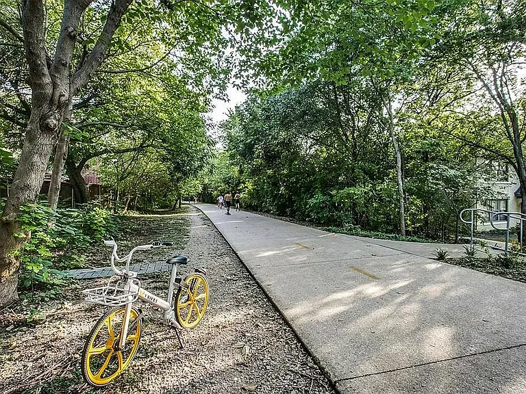Just a few blocks from The Katy Trail!