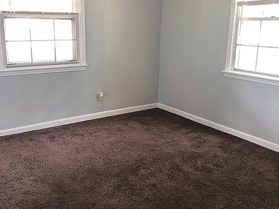 3rd image of 6006 Middleground Dr