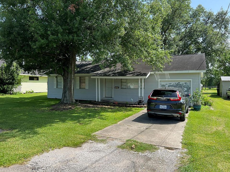 1st image of 1107 S 22nd St