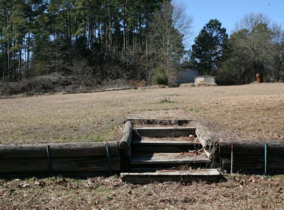 4th image of 2898 Neches Dr