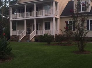 564 Royal Tern Dr, Hampstead, NC 28443