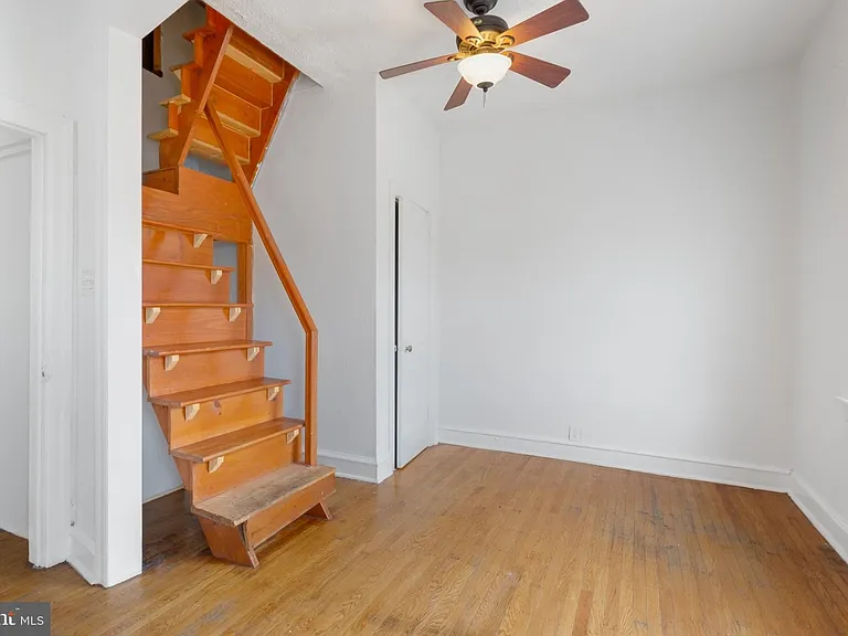 707 W Girard Ave #2F — Photo 19