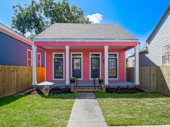 1826 Saint Philip St, New Orleans, LA 70116