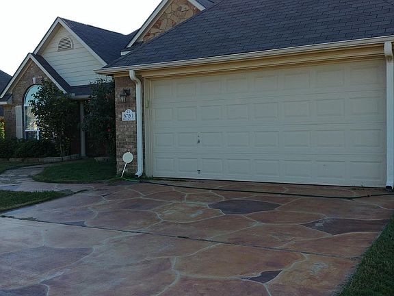2nd image of 5720 Barrington Ct