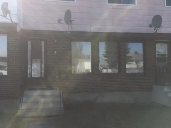 4 E Cochrane Rd, Whitecourt, AB T7S 1C2