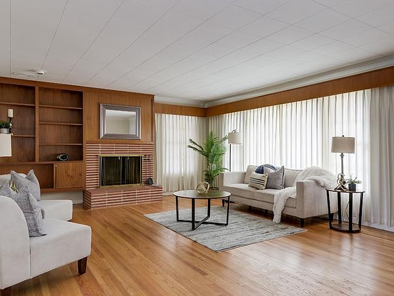 4th image of 354 Carlyn Ave