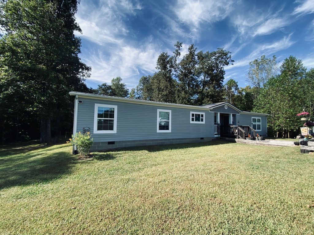 1552 Bratcher Ln - Property Image
