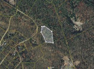 Rheingold Blvd, Hawley, PA 18428