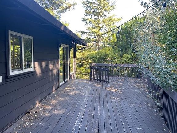 3rd image of 170 Los Robles Dr