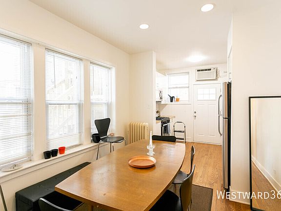 3rd image of 4549 N Albany Ave #1