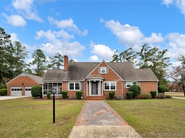 2107 1st Ave, Elizabethtown, NC 28337