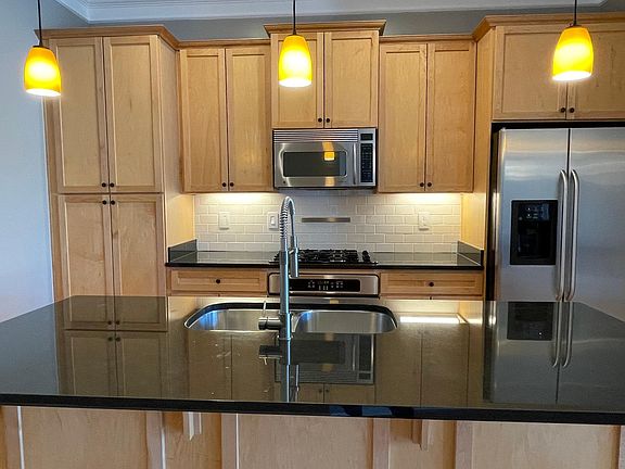 5th image of 2929 McGee Trfy APT 401