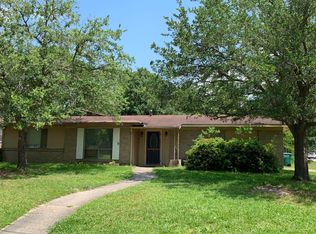 5217 Yorkshire Dr, Pascagoula, MS 39581