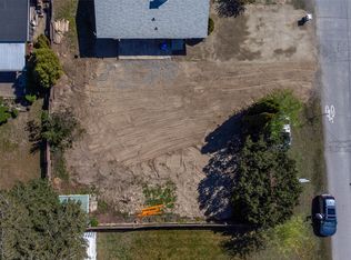 1908 Fleetwood Ave, Kamloops, BC V2B 4S6