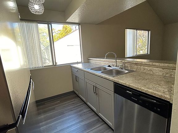 4th image of 2310 Paradise Dr #2308-234