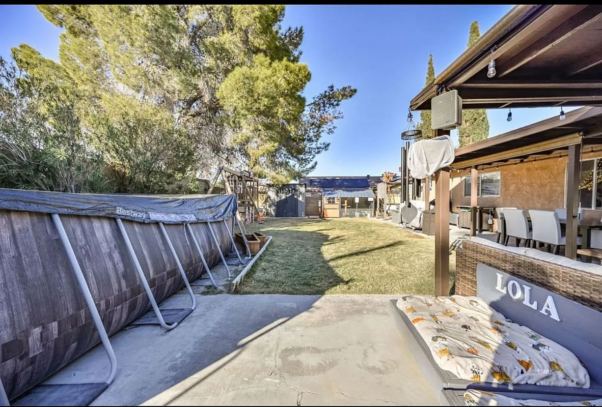 4 bed, 2.0 bath, 1485 sqft, $1,950 — Photo 3