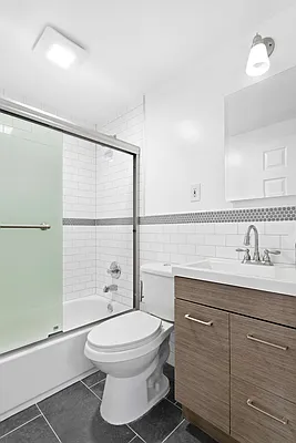 Rented by Compass | media 21