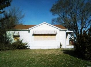 253 N 63rd St, East Saint Louis, IL 62203