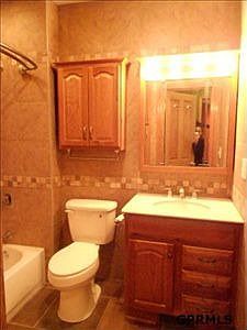 5th image of 904 N 49th Ave