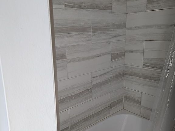 5th image of 38719 Arcola Dr