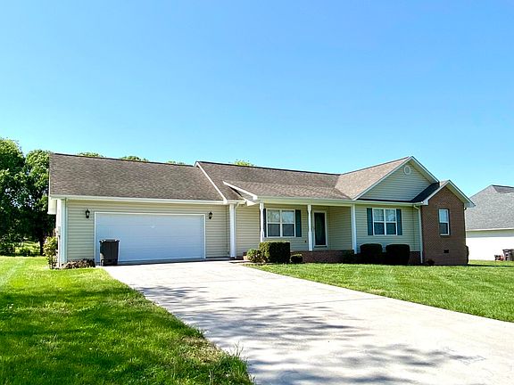 4th image of 123 Wind Chase Dr